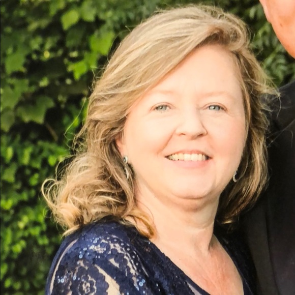 Meet your Posh Ambassador, Kathy - Picture 1 of 2